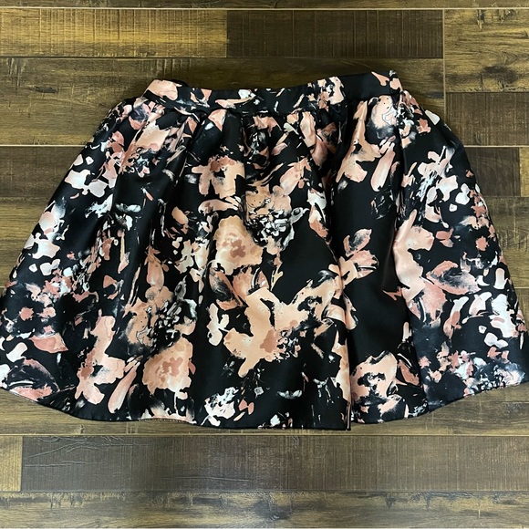 “SPEECHLESS” Womens Black Floral Mini Ruffled Cocktail Skirt Juniors - Picture 2 of 2
